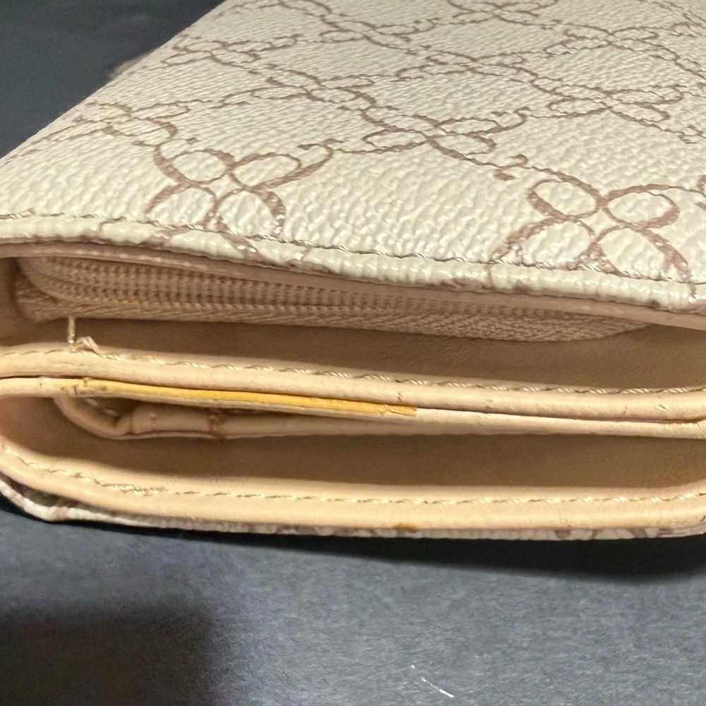 Nine West Cream and Tan Logo-Print Zip Wallet
